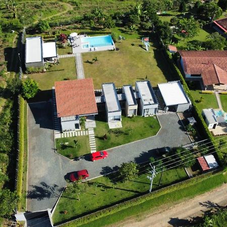 Torcaza casa de campo Quimbaya Esterno foto