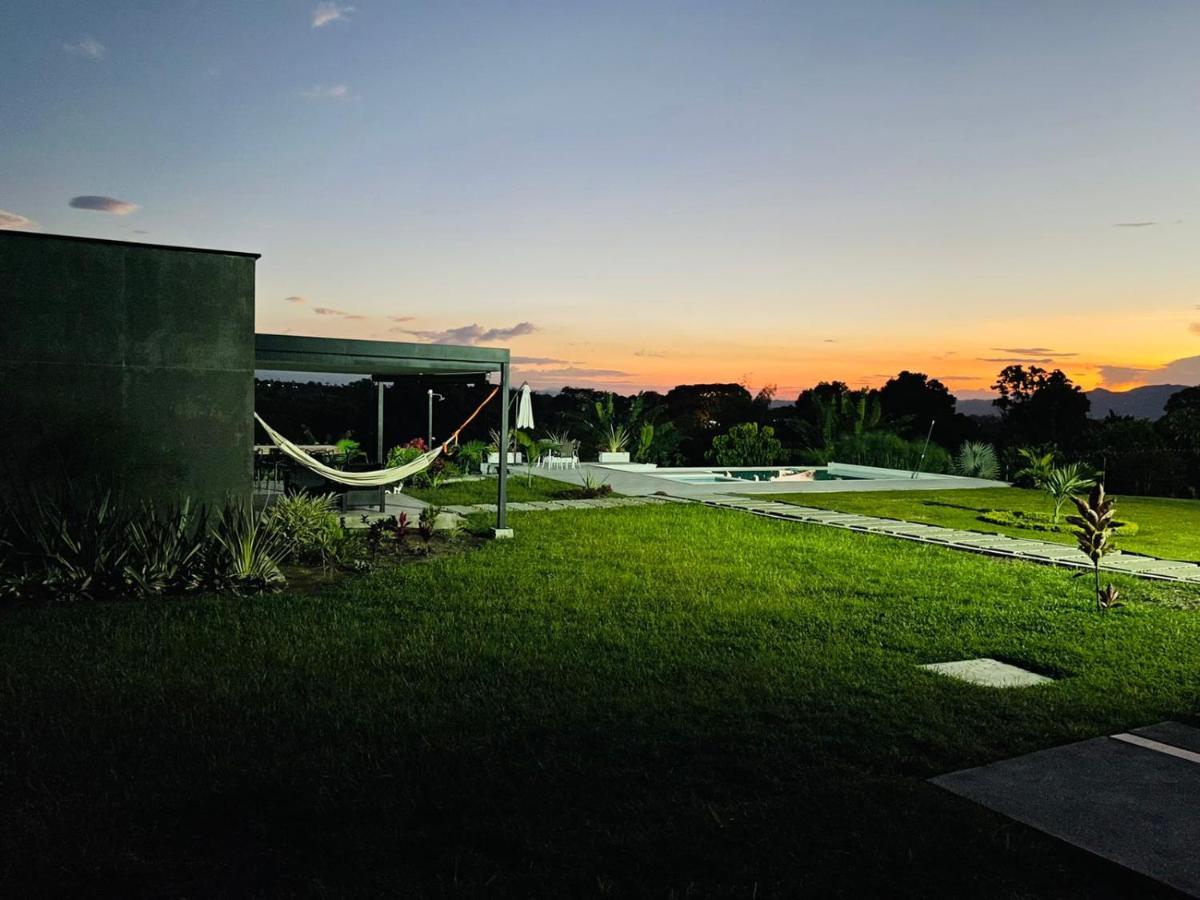 Torcaza casa de campo Quimbaya Esterno foto