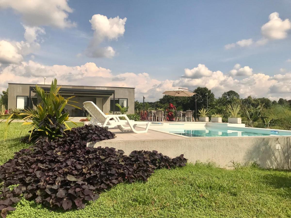 Torcaza casa de campo Quimbaya Esterno foto
